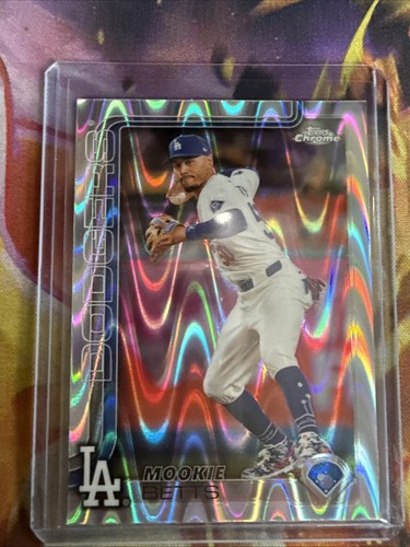 2025 Topps Chrome Los Angeles Dodgers Ray Wave 50 Mookie Betts