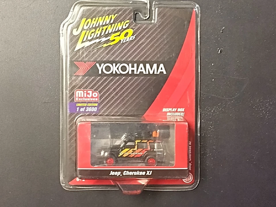 Jeep Cherokee XJ - YOKOHAMA MIJO LIMITED 3.600 UNIDADES - RARO Foto 4 de 4