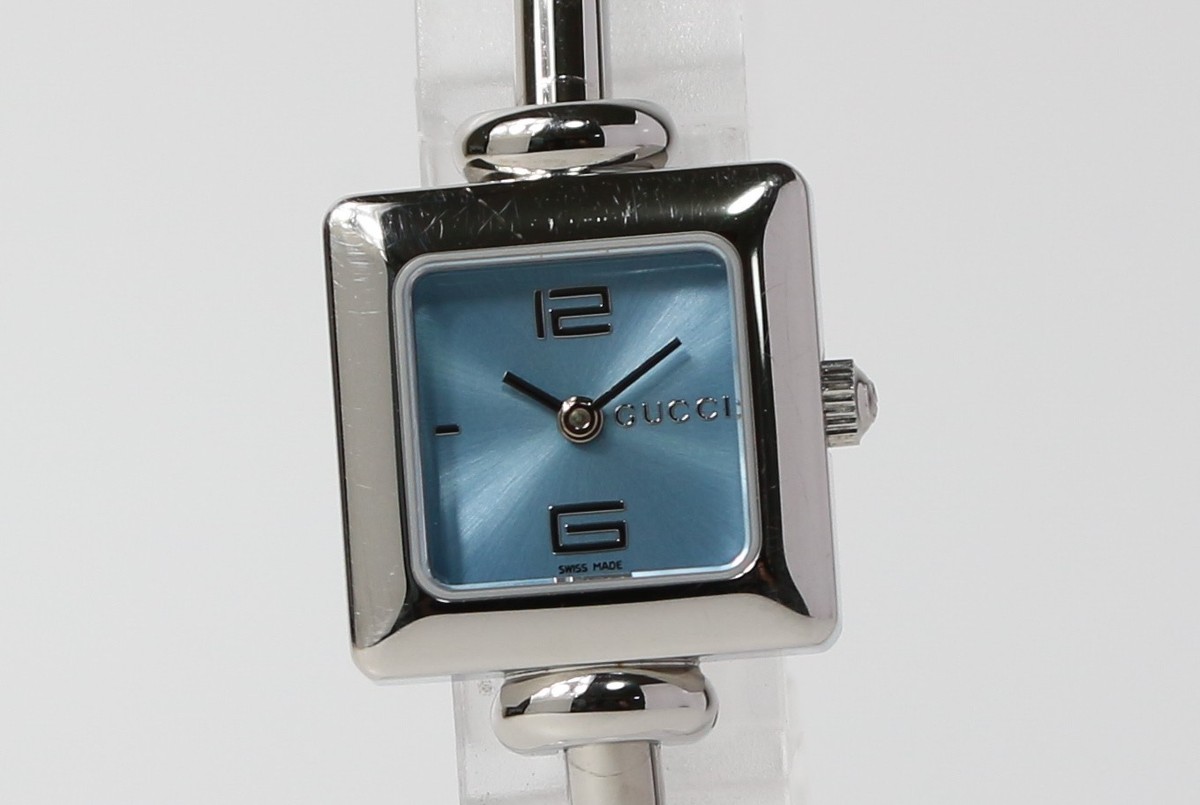 Near MINT w/Box] GUCCI 1900L Blue Dial Square Silver Bangle