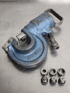 Izumi Hydraulic C-Frame Metal Punch