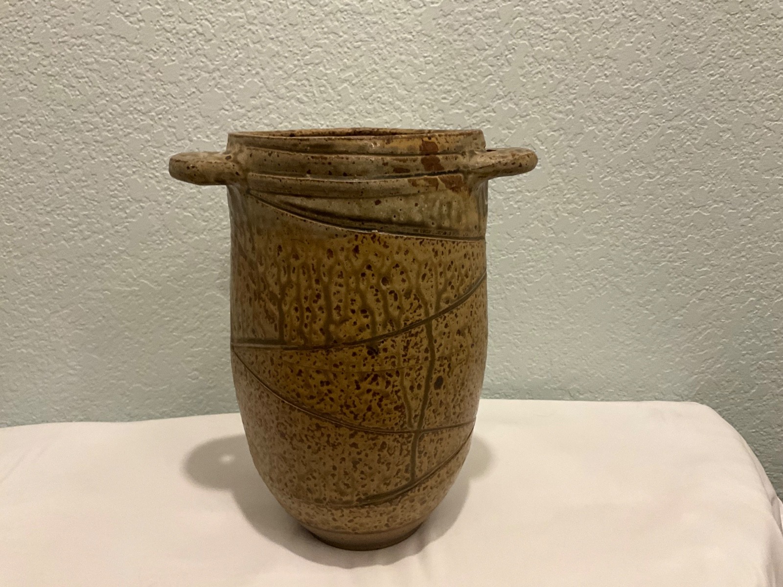 SIGNED stoneware pottery vase by Robert Briscoe of Minnesota. 10” tall  8” wide