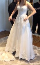 Stella York wedding dress ivory Lace, Tulle, Train never altered- make an offer