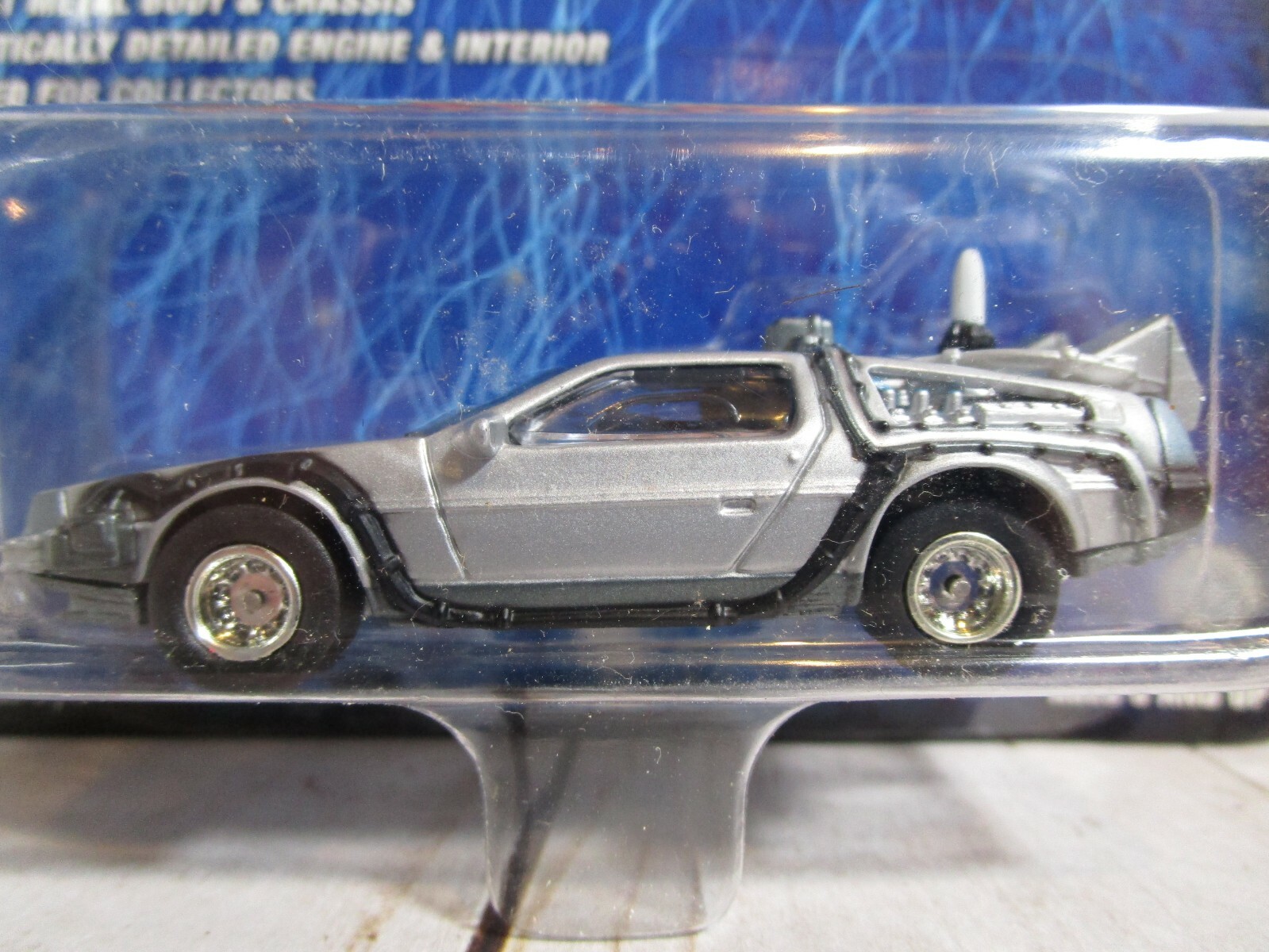 未開封 JOHNNY LIGHTNING バックトゥザフューチャー デロリアン BACK