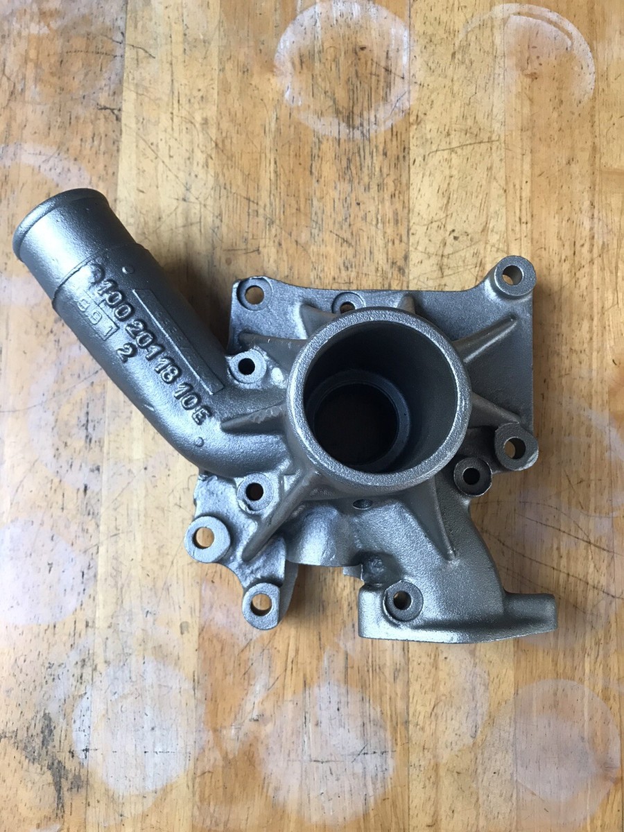OEM MERCEDES 6.9 M100 450SEL V8 1975-1980 WATER PUMP CASTING OEM MERCEDES 6.9 M100 450SEL V8 1975-1980 WATER PUMP CASTING