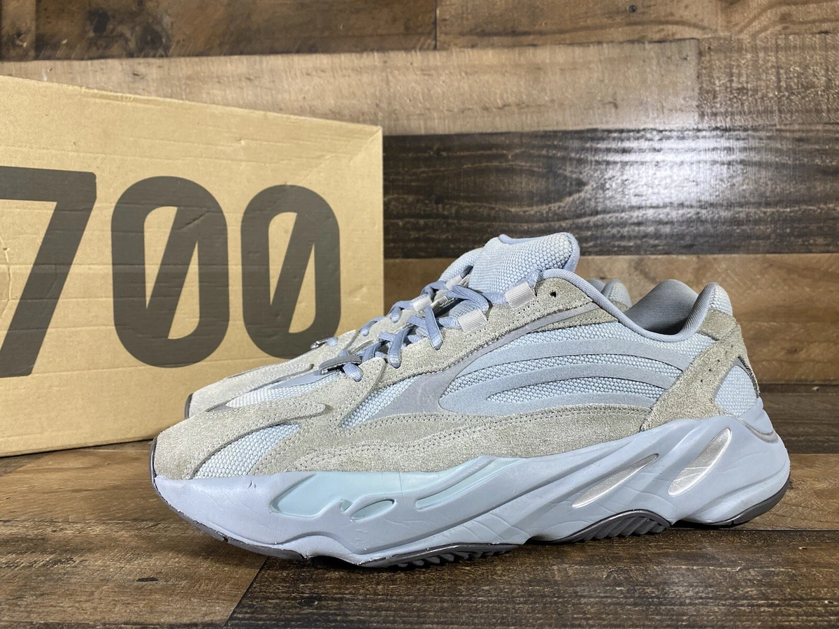 Adidas Yeezy Boost 700 V2 Hospital Blue Size 14 Mens 2019 FV8424
