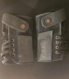 Ennui City Brace wrist guard Medium roller skate roller blades