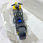 Foto 10 di 24