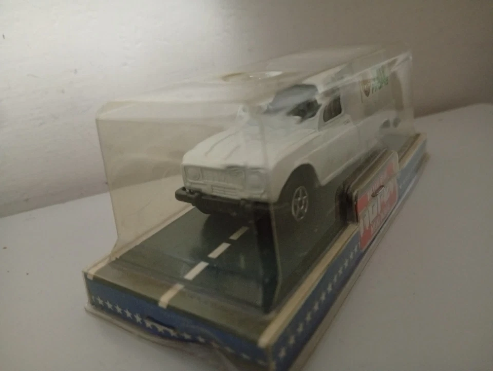 Renault 4 Furgone 1/43 Norev - Immagine 2 di 3