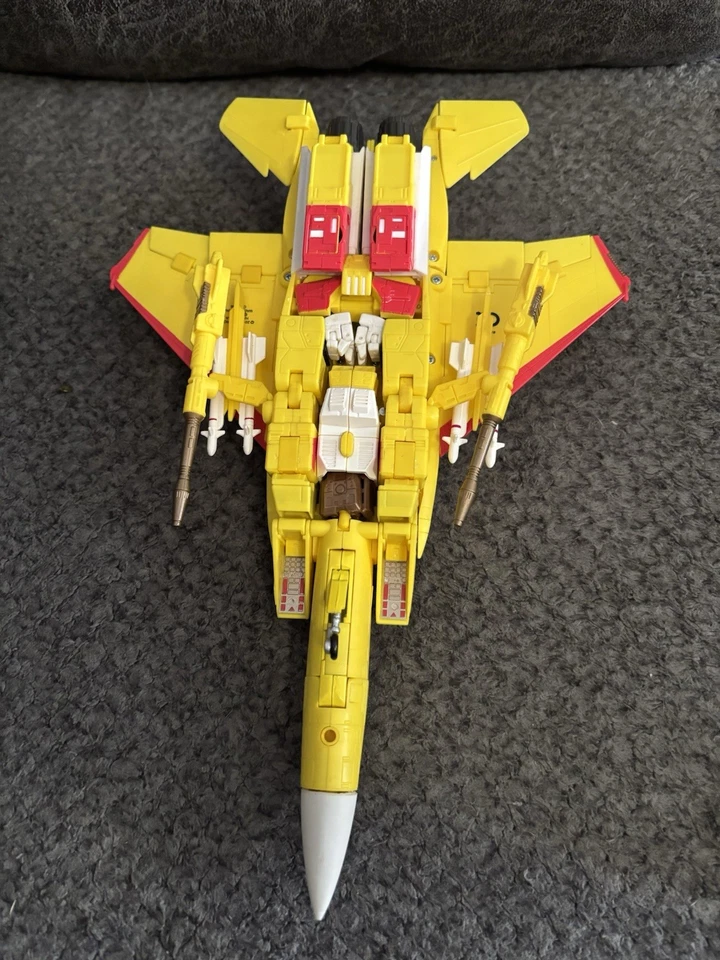 Transformers TRU Exclusive Acid Storm MP-01 & Sun Storm MP-05 - Image 4 of 4