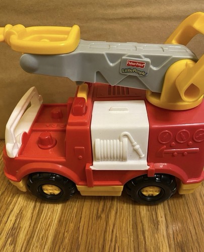 Pacchetto giocattoli vintage 2001 Fisher Price pipistrello N oscillante e camion dei pompieri baby toys. - Foto 9 di 12