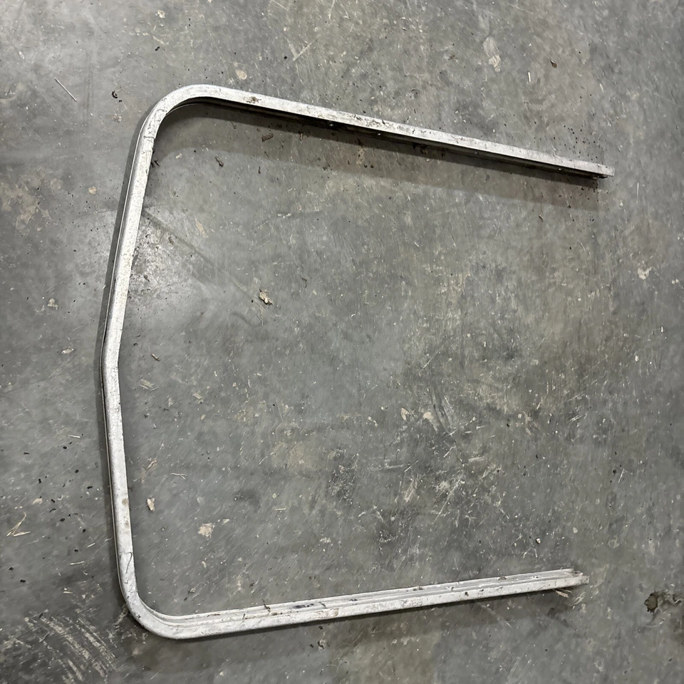 1973 Arctic Cat Puma Vintage Snowmobile Front Bumper # 3 - Imagem 3 de 4