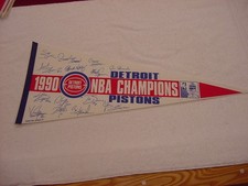 VINTAGE 1990 Detroit Pistons NBA Champions Player Signature Pennant, SUPER NICE!