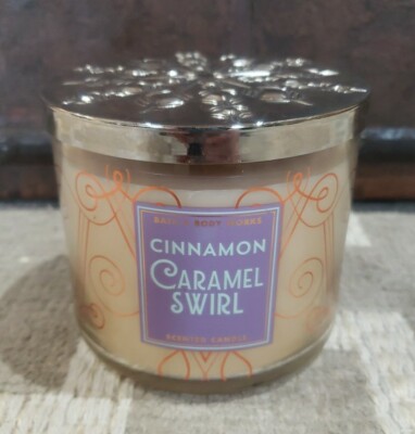 Bath & Body Works Cinnamon Caramel Swirl 3 Wick Large Scented Candle Snowflake 