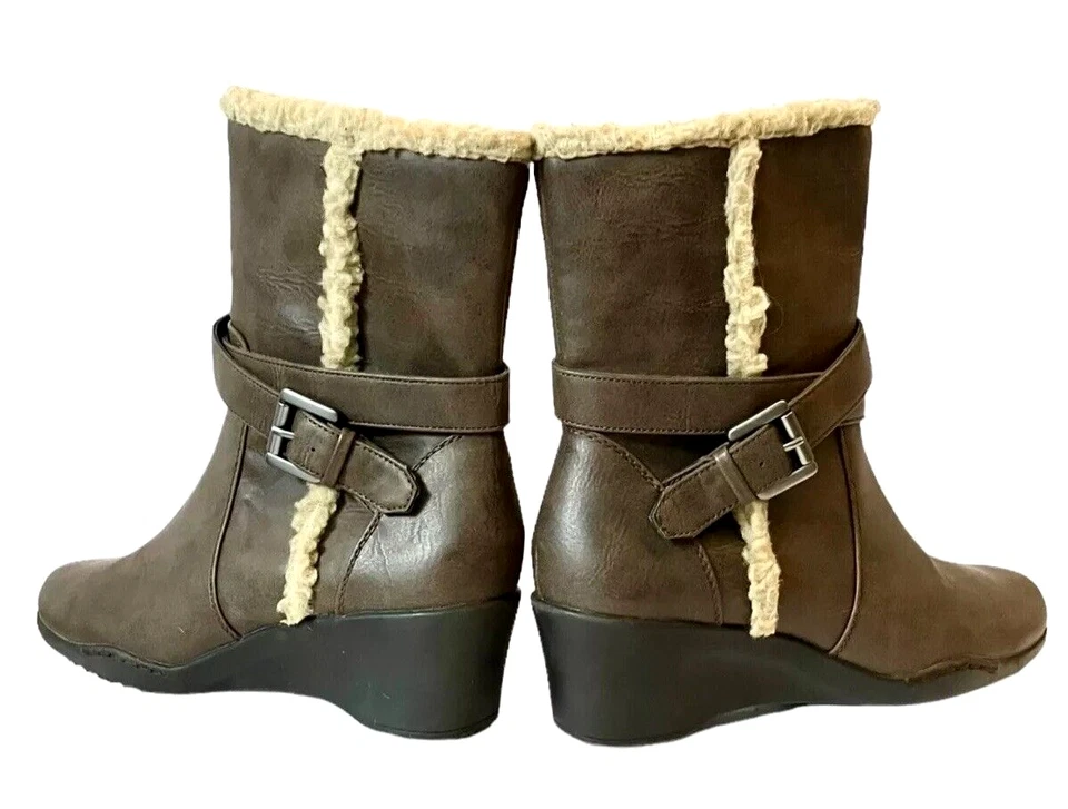 A2 от Aerosoles истории ремень меха с подкладкой памяти пены коричневый на танкетке каблука загрузки Sz7M - Изображение 4 из 4