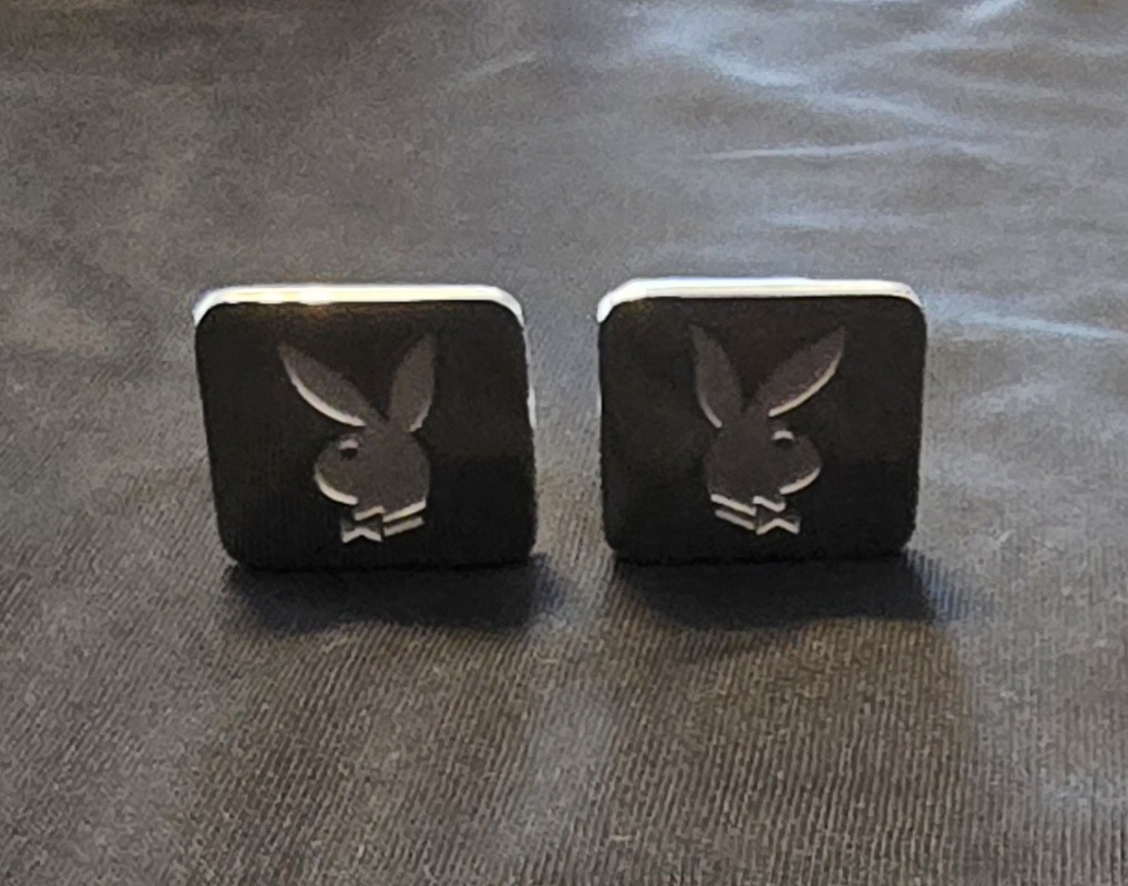 Playboy Bunny Cufflinks Rare Solid Silver Tone Ch… - image 3