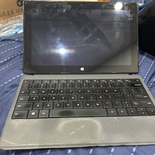 Microsoft Surface Win 8 Pro i5 Pen 1.6GHz 4GB Model 1601 64-Bit w Box Keyboard