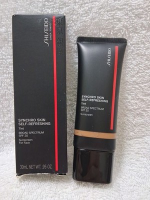 Shiseido Synchro Skin Self-Refreshing SPF20 Tint 335 Med. Katsura - Size 30mL