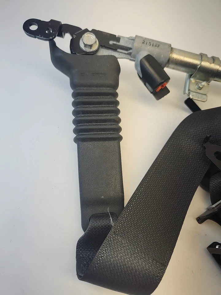 Conjunto de hebilla de cinturón de seguridad delantero pasajero Mazda MX-5 Miata 17-23 OEM NAYJ57L30D Foto 4 de 4