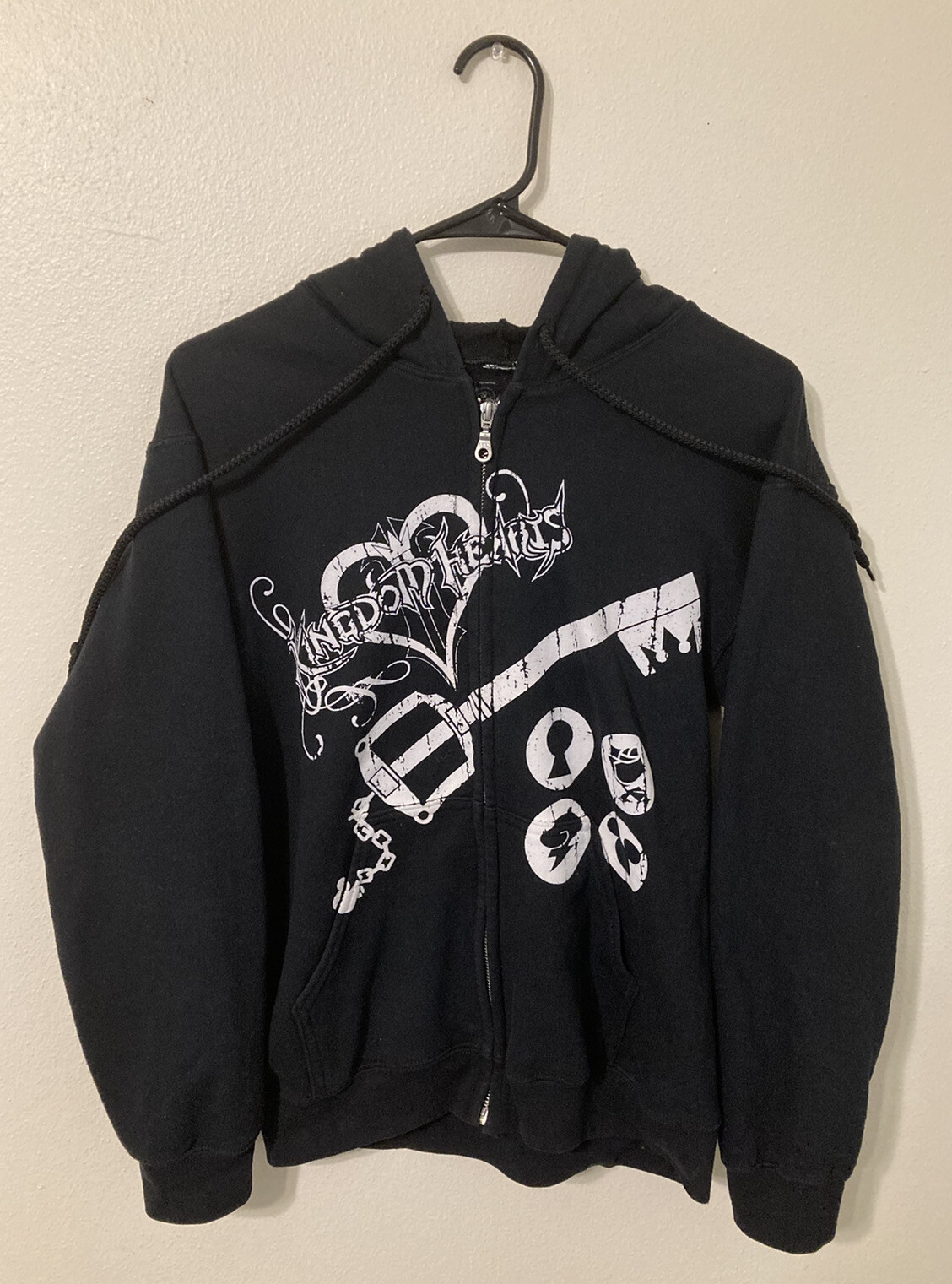 Picture 1 of 15
