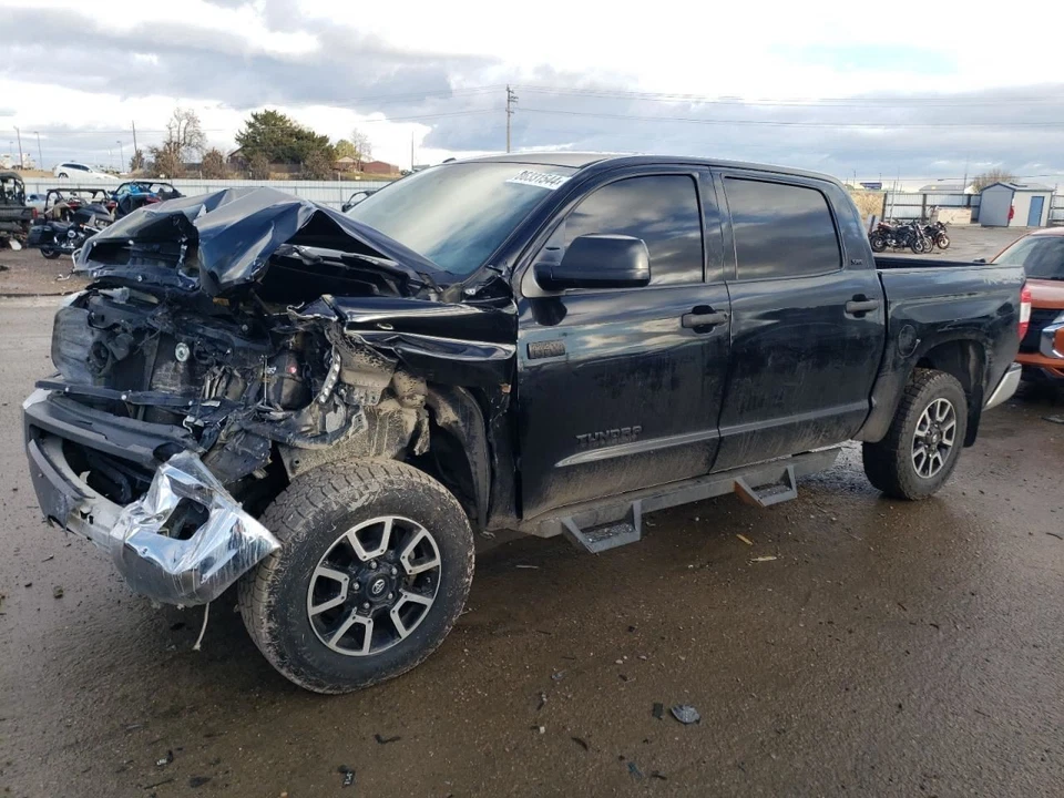 Parasol para conductor con iluminación sin techo corredizo se adapta a 14-21 TUNDRA 1351984 Foto 2 de 4