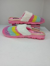 Kensie brand women's fuzzy rainbow-striped slippers. Size 9 NWOB