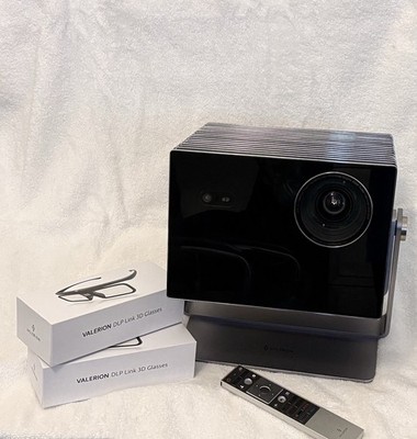 Valerion Visionmaster Max w/gimbal stand & 2 pairs 3D glasses · Slightly used