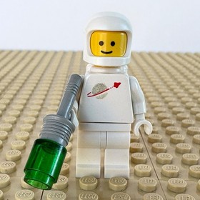 LEGO Space: Classic White Spaceman, SPACE GUN, sp006, 442, SPACE SHUTTLE, 1979