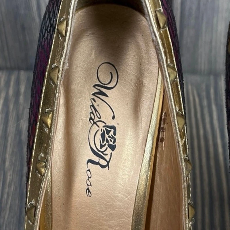 Tacones de aguja Wild Rose dorados tachonados arco iris estampado de serpiente punta abierta para mujer talla 6,5 Foto 4 de 4
