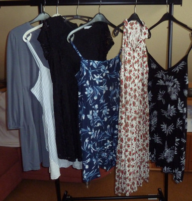 Kleider Paket - 6 Kleider, Lang- und Kurzarm, sehr gute Marken,Farbmix,Gr. 40/42