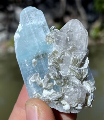 46 Gm Very Beautiful Blue Aquamarine With Quartz Mica Combine Specimen From Pak