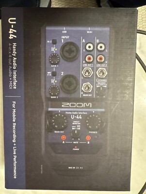 Zoom U 44 Handy Audio Interface für mobiles Aufzeichnen - Neu