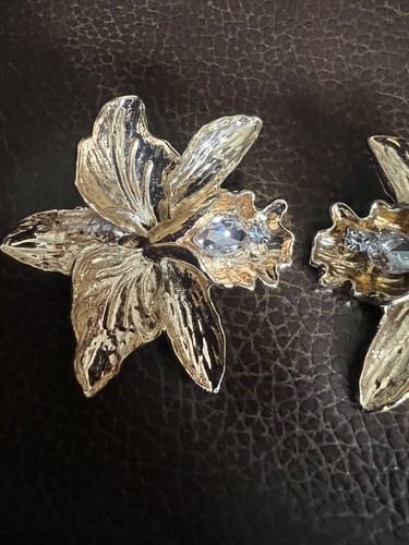 Flower Earrings Gold Zara Crystal Stud CZ Statement Exaggerated Textured Big - Picture 5 of 6