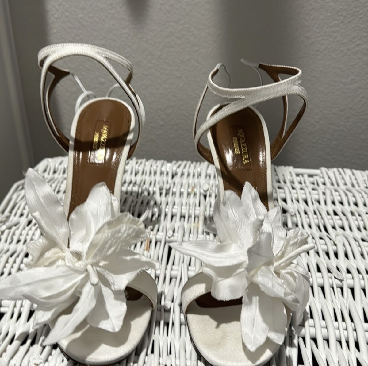 Vajrateja Aquazzura White Sandals Aquazzura Wild Thing Fringe Silk