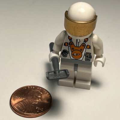 Lego MARS MISSION Astronaut with Helmet Shovel Space Minifigure Retired 7690