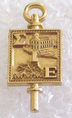 Vintage Sigma Iota Epsilon ΣΙΕ Management Fraternity Member Key Pin