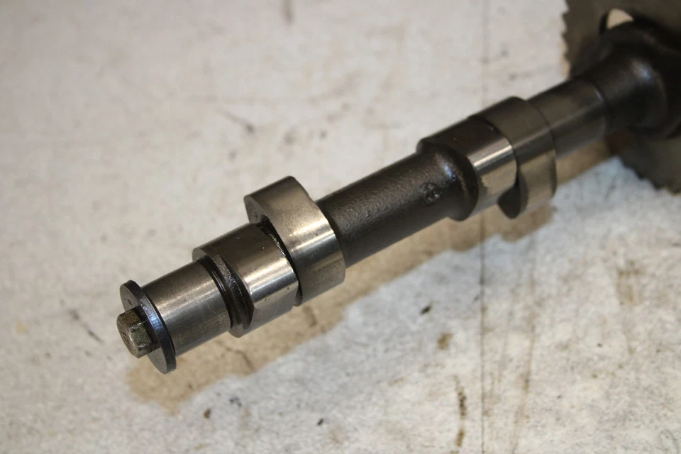 Honda CB750 1973 cuatro árbol de levas eje de levas B13-1979.AAP Foto 2 de 4