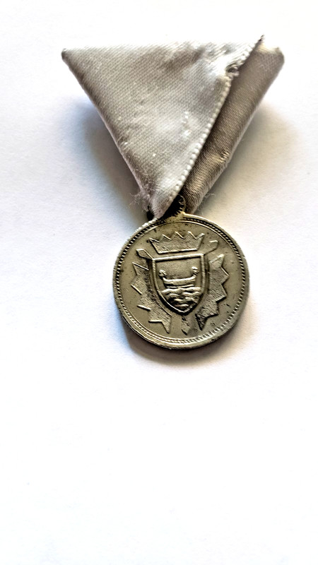 Original Germany Saxony 1884 singing festival Medal . Rare