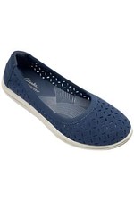 Clarks Women's Cloud Steppers Stretch Slip On Breeze Roam Blue