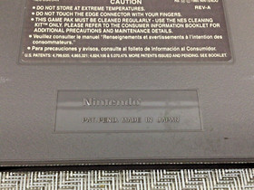 NINTENDO NES Home Alone 2 Lost in New York Game Vintage 1985 NOT TESTED JAPAN