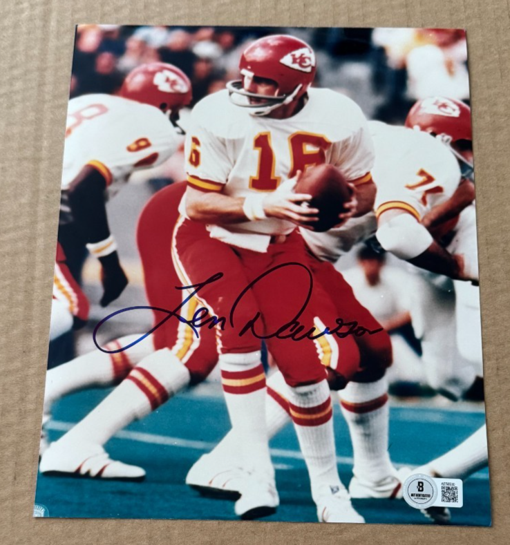 Len Dawson Autographed Signed Kansas City Chiefs 8X10 PHOTO BECKETT CERTIFIED #46 