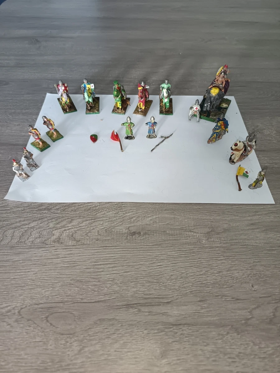 Lot De 9 Soldats De Plomb Peints à La Main - Fabrication Française - Réf 48