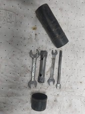 Honda Fourtrax TRX300 TRX 300 2X4 1991 tools tool set kit