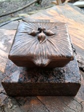 Weihwasser - Kessel aus Bronze auf Marmorplatte 