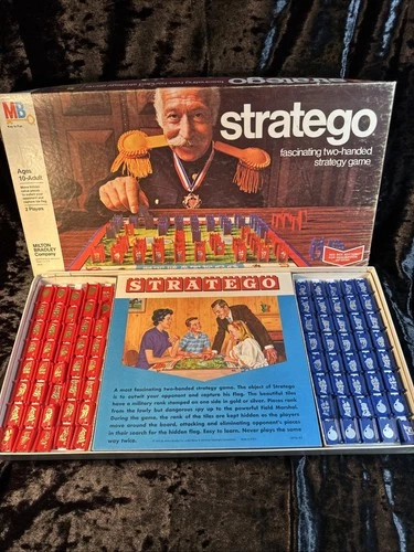 Stratego 1977 Board Game Milton Bradley Vintage Complete Nice Condition!