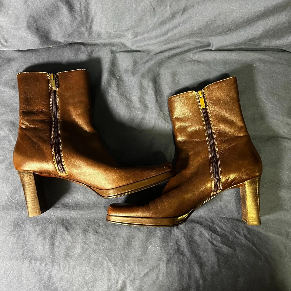 Женские коричневые кожаные сапоги Anne Klein — квадратный носок, блочный каблук — размер 7,5 - Изображение 4 из 4