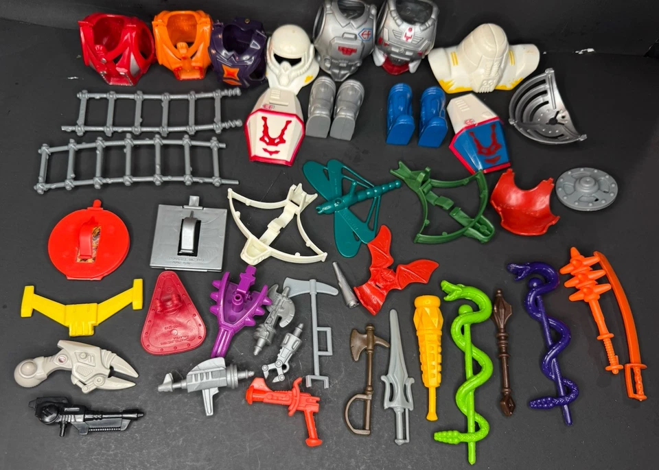 Lote de accesorios MOTU Masters of the Universe años 80 + armadura bastón Foto 4 de 4