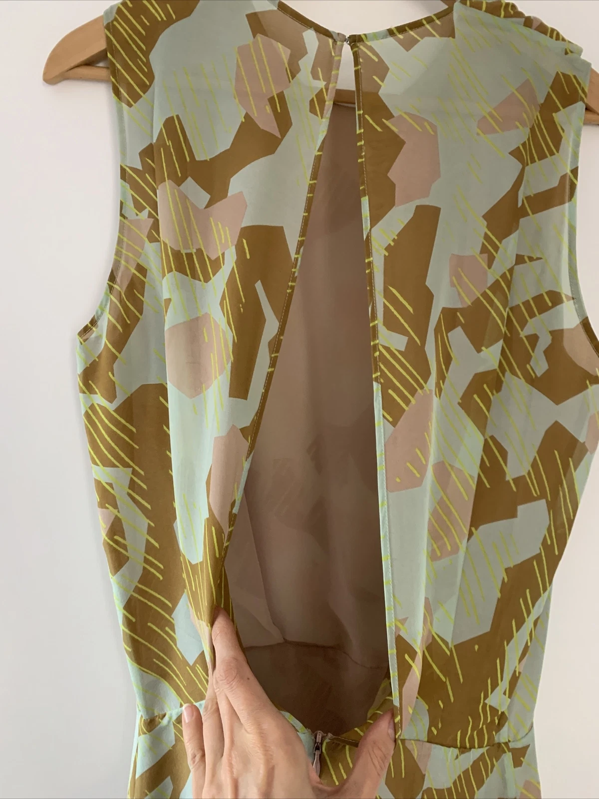 ACNE STUDIOS ABITO MIMETICO ASTRATTO IN SETA STAMPATO TAGLIA 36 (UK8)