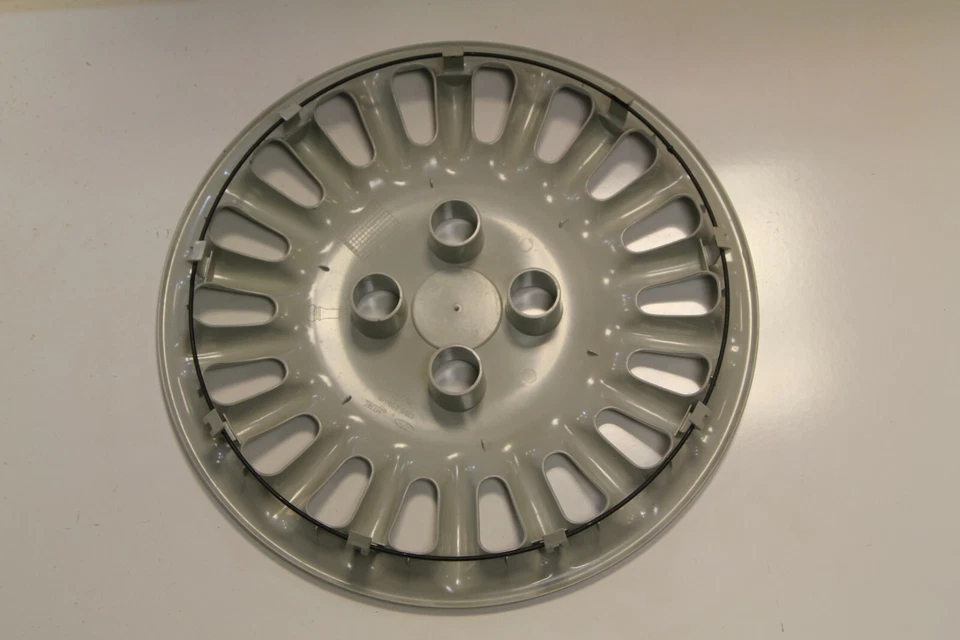 1998-2000 Ford Contour 15" tampa de roda cubo 7005 P/N 97BG-1130-MB - Imagem 2 de 2