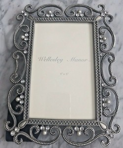 ** WELLESLEY MANOR ** PICTURE FRAME 4" X 6" | eBay
