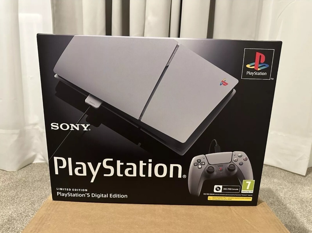 Console Sony PS5 Digital Édition limitée 30e anniversaire - Console